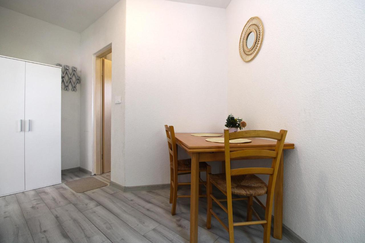 Apartment Josip 1649 Fažana Esterno foto